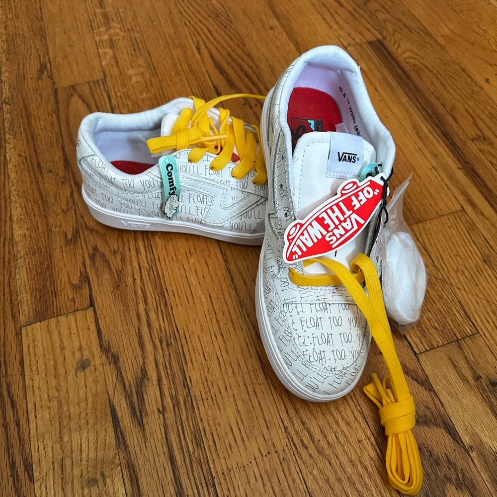 Vans White and Yellow house of terror Sneakers